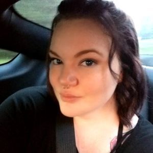 Meet your Posher, Kacie